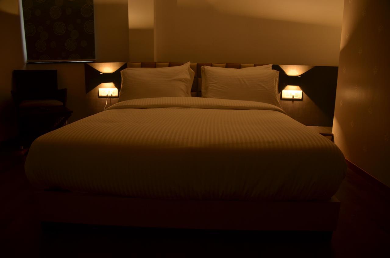 Hotel Aura シロン エクステリア 写真